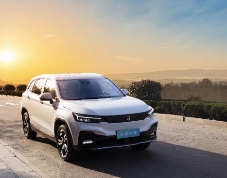 天美汽车ET5曝光 中国龙成设计核心